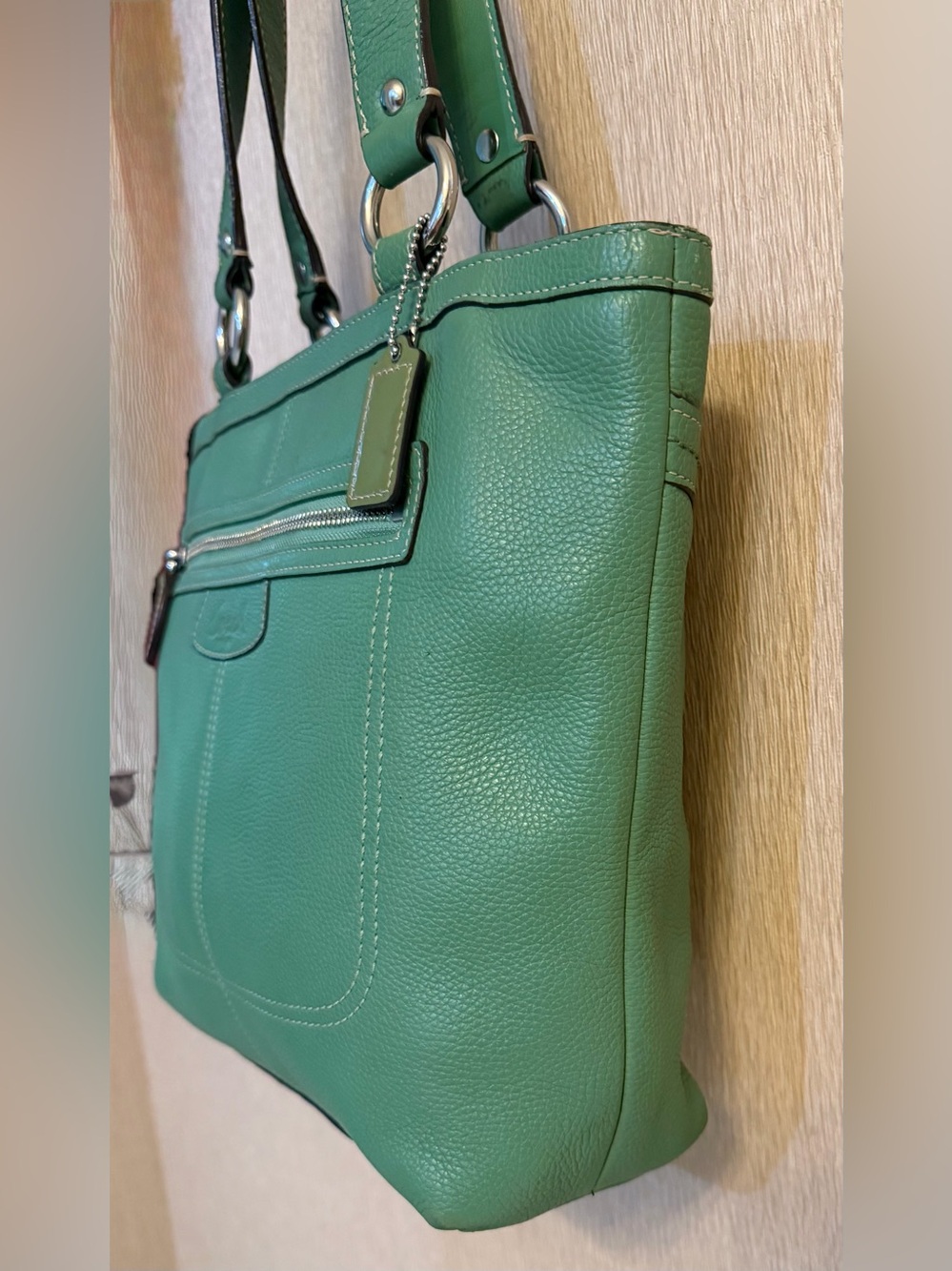 Coach Vintage Pebbled Leather Penelope Lunch Tote Bag in Sea Foam Green. - Picture 5 of 16